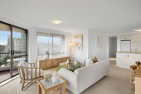 Absolute Burleigh Beachfront - Stylish 2BR Oceanview Stay