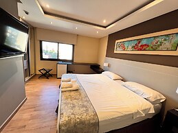 Hotel Grand Lago