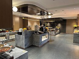 Echarm Plus Hotel