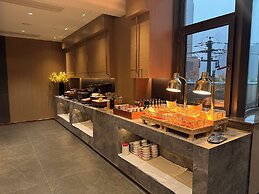 Echarm Plus Hotel