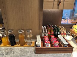 Echarm Plus Hotel