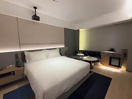 Echarm Plus Hotel