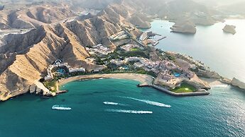 Hilton Muscat Al Bandar