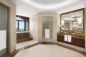 Al Husn Hotel Muscat