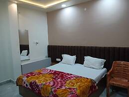 Hotel Keshav