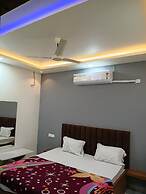 Hotel Keshav