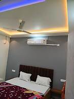 Hotel Keshav
