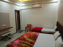 Hotel Keshav