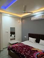 Hotel Keshav