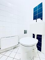2BR Apartment Close to Stadthalle