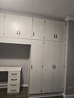 Heathrow roomzzzz B&B