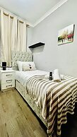 Heathrow roomzzzz B&B