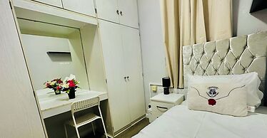 Heathrow roomzzzz B&B