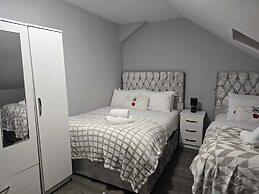 Heathrow roomzzzz B&B
