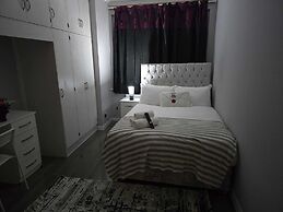 Heathrow roomzzzz B&B