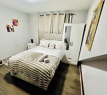 Heathrow roomzzzz B&B