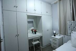 Heathrow roomzzzz B&B