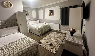 Heathrow roomzzzz B&B