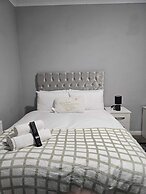 Heathrow roomzzzz B&B