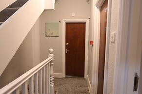 Heathrow roomzzzz B&B