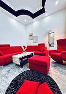 Budget 1BR Apt with Living Room AKH