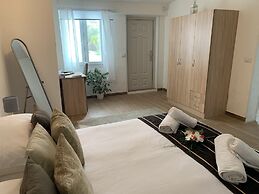 B&B Hideaway Haven Villa