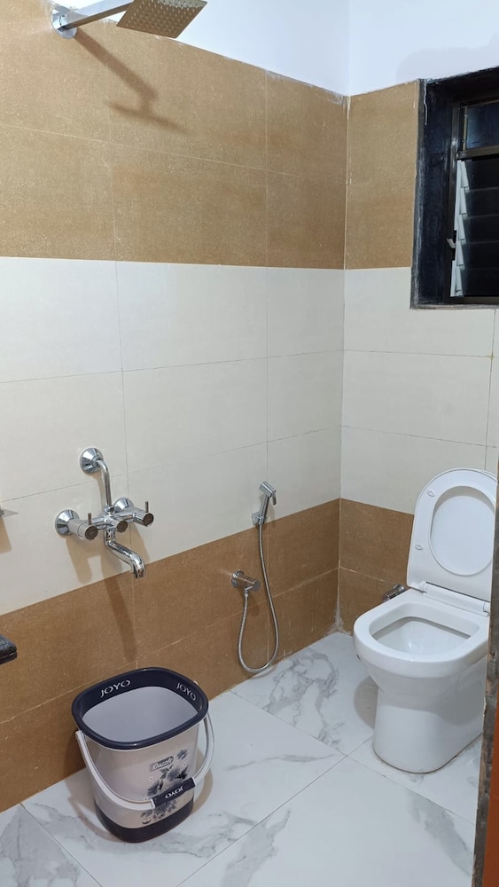 Hotel Sunrise, Panchgani
