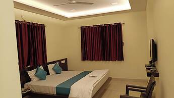Hotel Sunrise, Panchgani