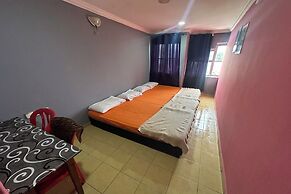 I Rose Budget Hotel