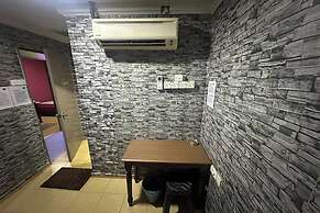 I Rose Budget Hotel