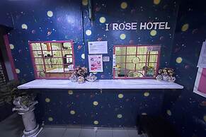 I Rose Budget Hotel