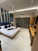 Hotel Premji by Shivalaya Darshanam