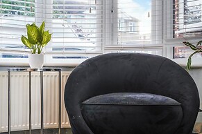 Mount Park Rd Flat