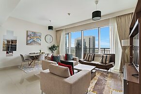 Elegant 1BR with Panoramic Views