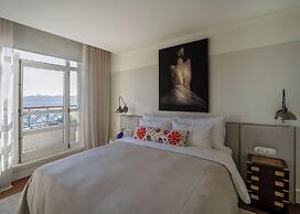 Hovagimyan Hotel and Suites