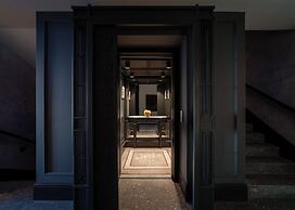 Hovagimyan Hotel and Suites
