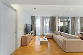 Bluewaters Island 1BR Sea & Ain View