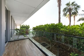 Bluewaters Island 1BR Sea & Ain View