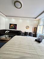 Luxury 7 Bedroom Apartment Sleeps 16
