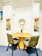 Luxury 7 Bedroom Apartment Sleeps 16