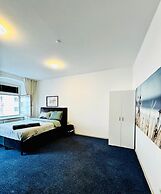 Luxury 7 Bedroom Apartment Sleeps 16
