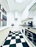 Luxury 7 Bedroom Apartment Sleeps 16