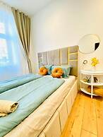 Charming 4 Bedroom Apartment Ottakring