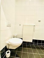Charming 4 Bedroom Apartment Ottakring