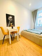 Charming 4 Bedroom Apartment Ottakring
