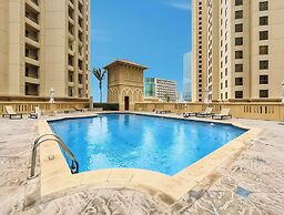 2BR Marina View Steps from the Beach