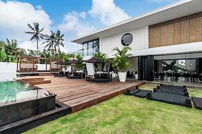 12 Bedroom Myosotis VVV