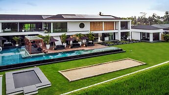 12 Bedroom Myosotis VVV