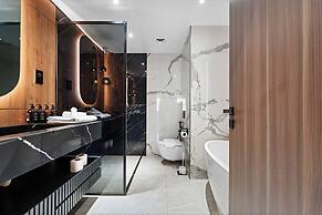 Luxury 3BR M Beachfront Retreat