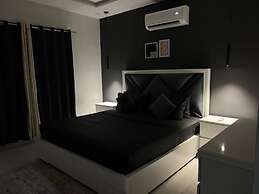 Luxor Apartments & Suites